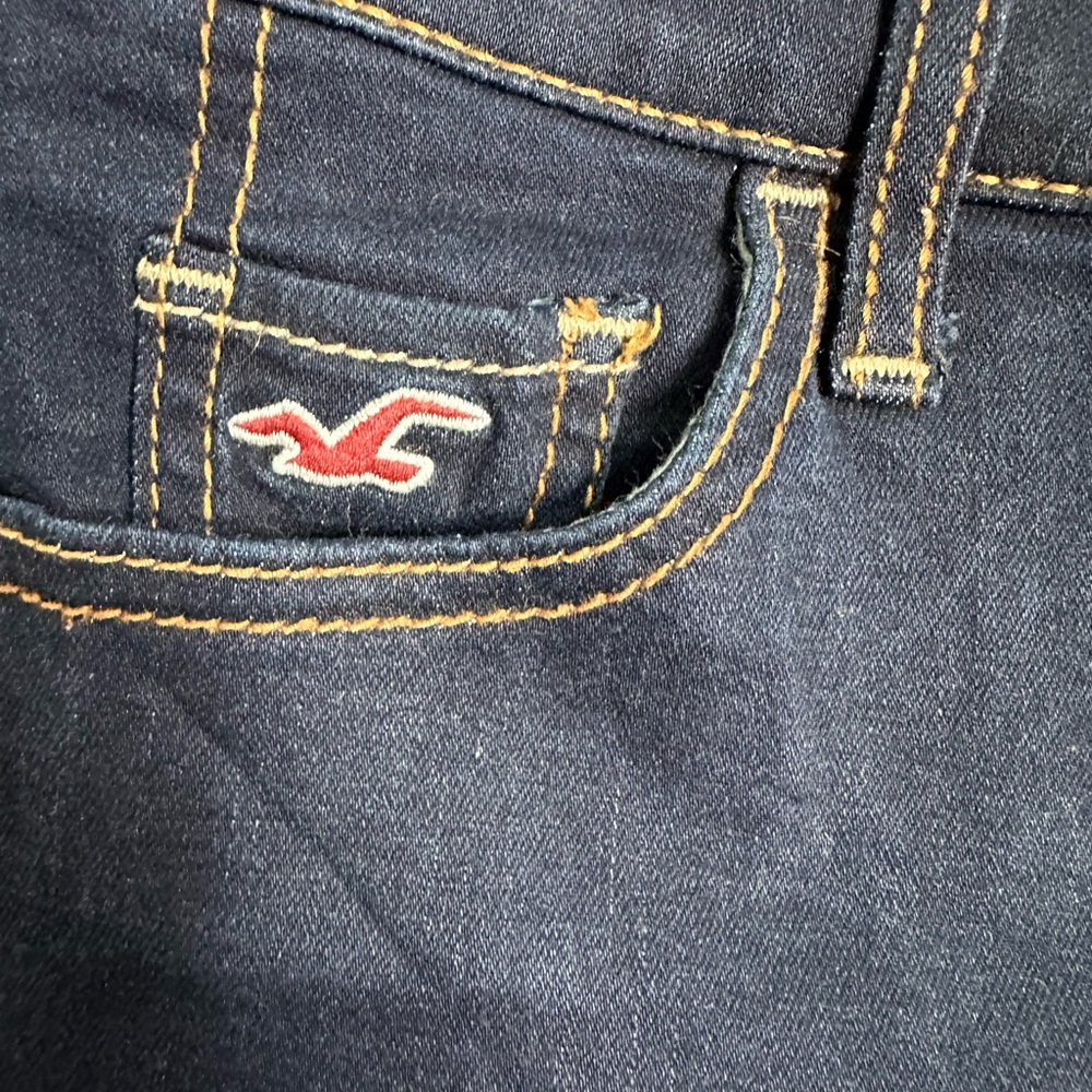 Hollister Straight Leg Jeans Blue Stretch Womens 25x 32” (label shows 25x 33) - Picture 2 of 5